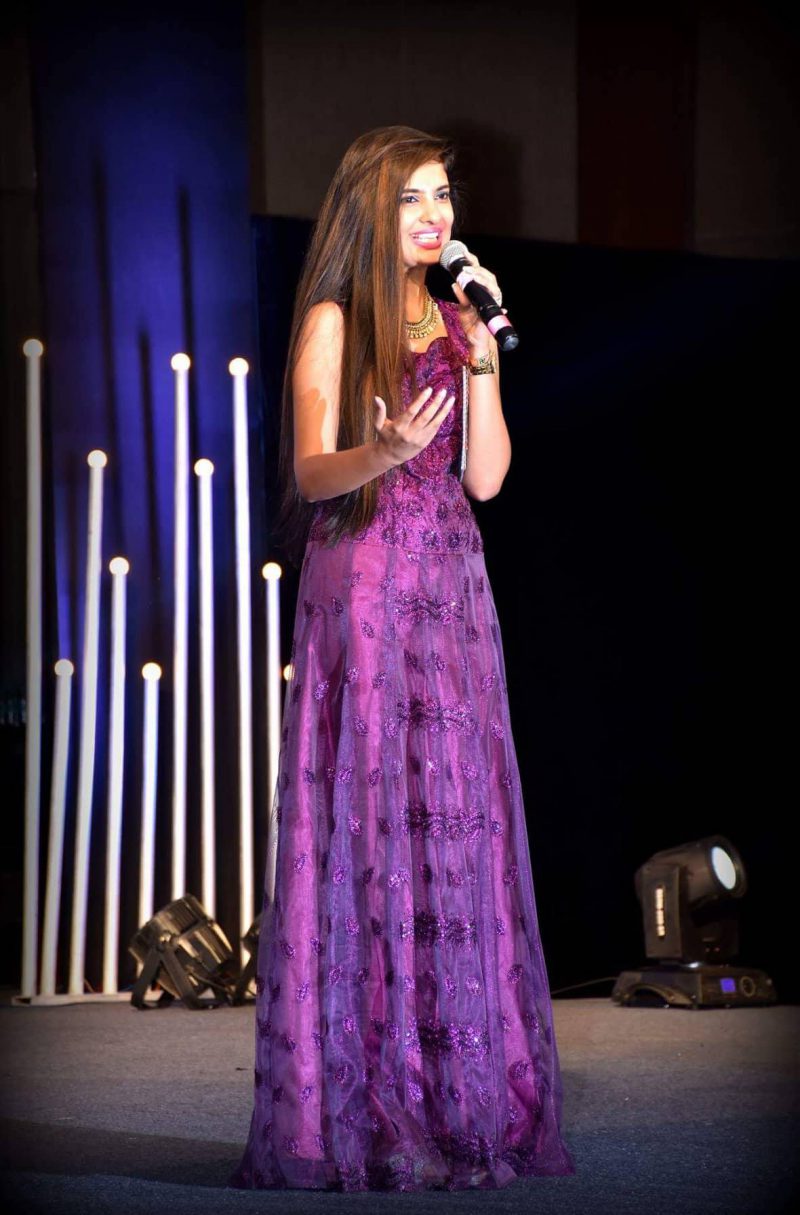 Purple Gown on Rent – Ideal for Pre-Wedding Shoots, Maternity & Events | Bangalore & Hyderabad