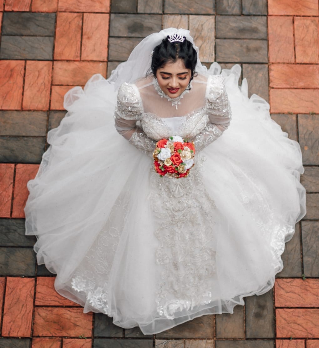 Off White Gold Wedding Gown Wwwthedressbankcom