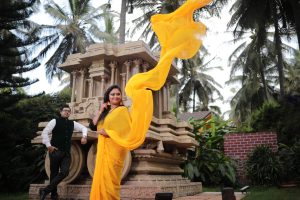 Pre-wedding Couple Dresses